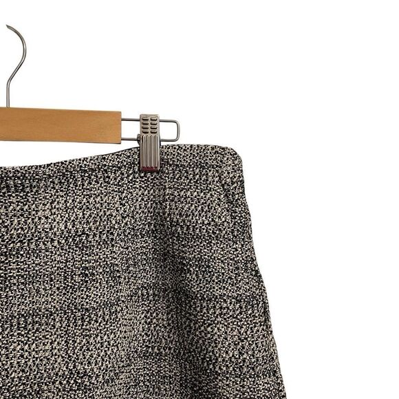 Aritiza Babaton Kinsley Tweed Mini Skirt with Pockets Size 10 NWT - Picture 3 of 7